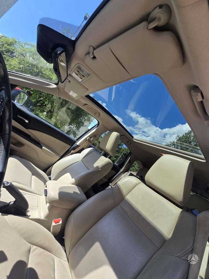 Honda CR-V 2012 — photo 16