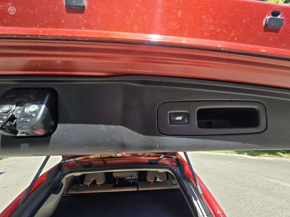Honda CR-V 2012 — interior