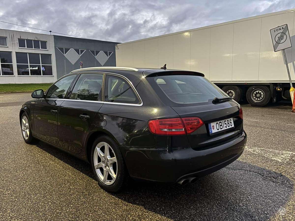 Audi A4 2009 — двигун 1968 cm³, 120 HP (88kW)