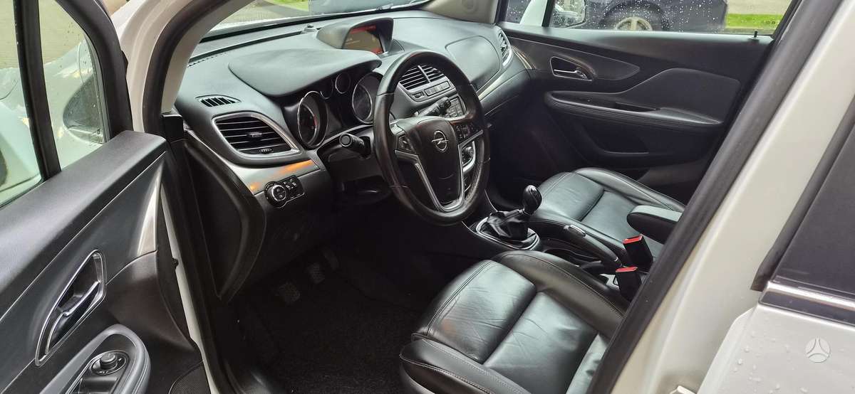 Opel Mokka 2015 — photo 10