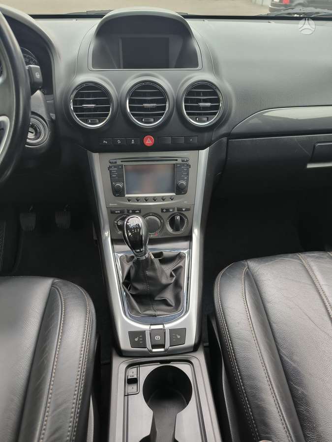 Opel Antara 2012 — photo 26