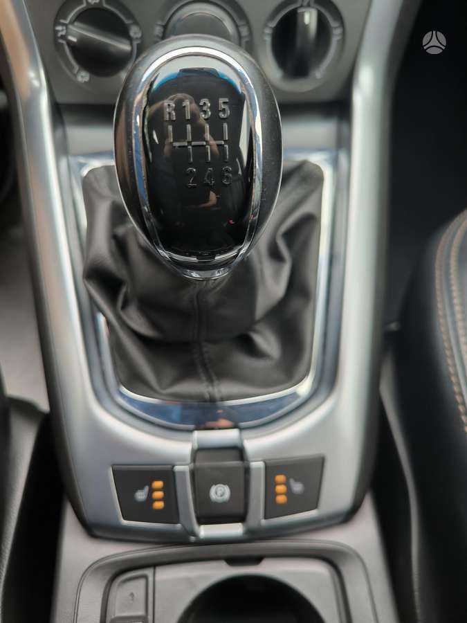 Opel Antara 2012 — photo 27