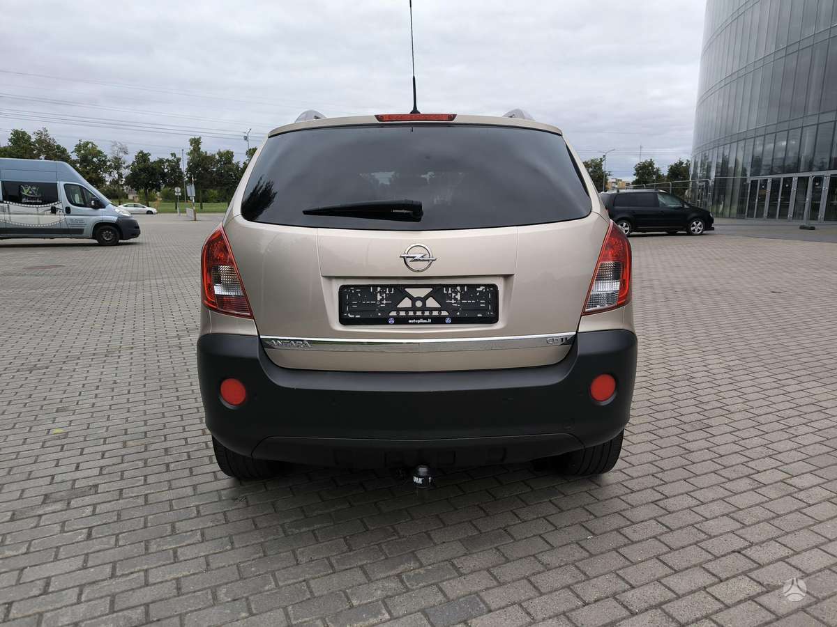 Opel Antara 2012 — photo 8