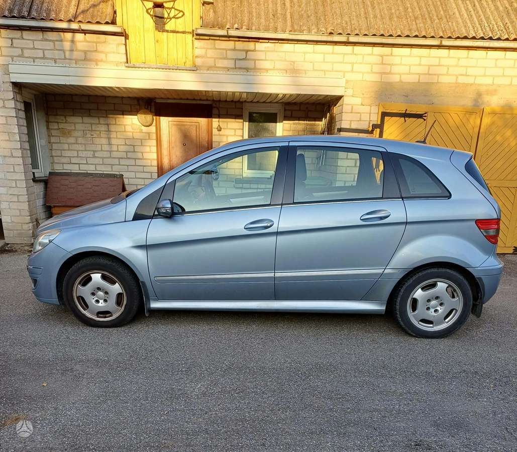 Mercedes-Benz B180 2006 — photo 10