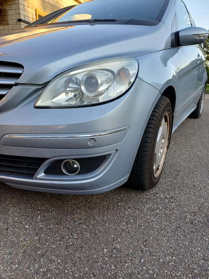 Mercedes-Benz B180 2006 — photo 11