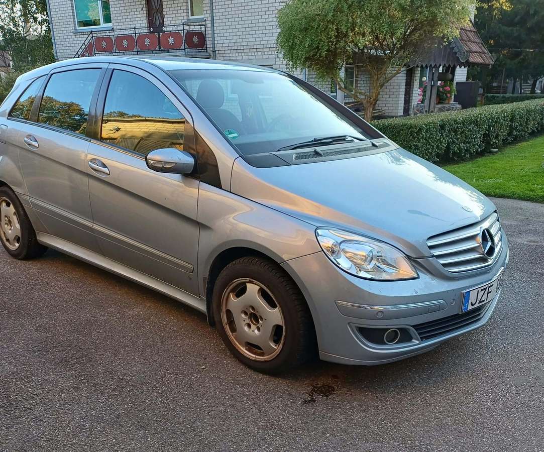 Mercedes-Benz B180 2006 — photo 13