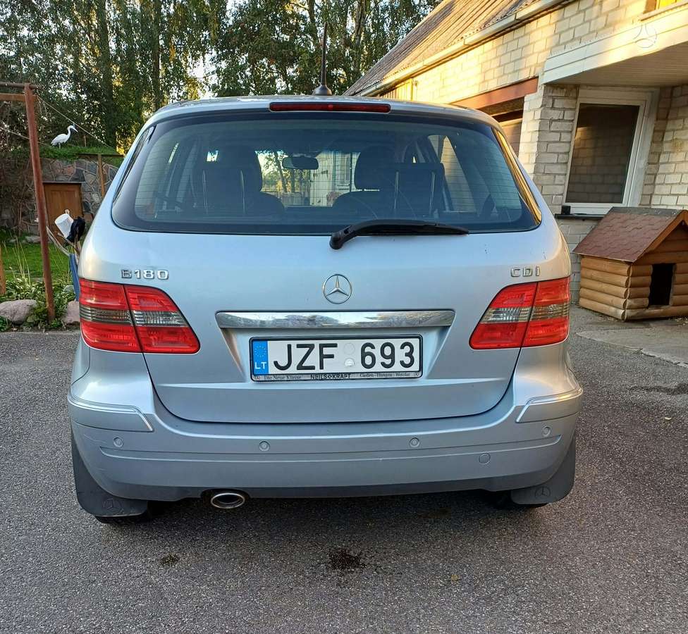 Mercedes-Benz B180 2006 — photo 8