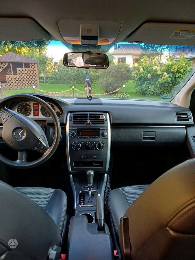Mercedes-Benz B180 2006 — photo 9