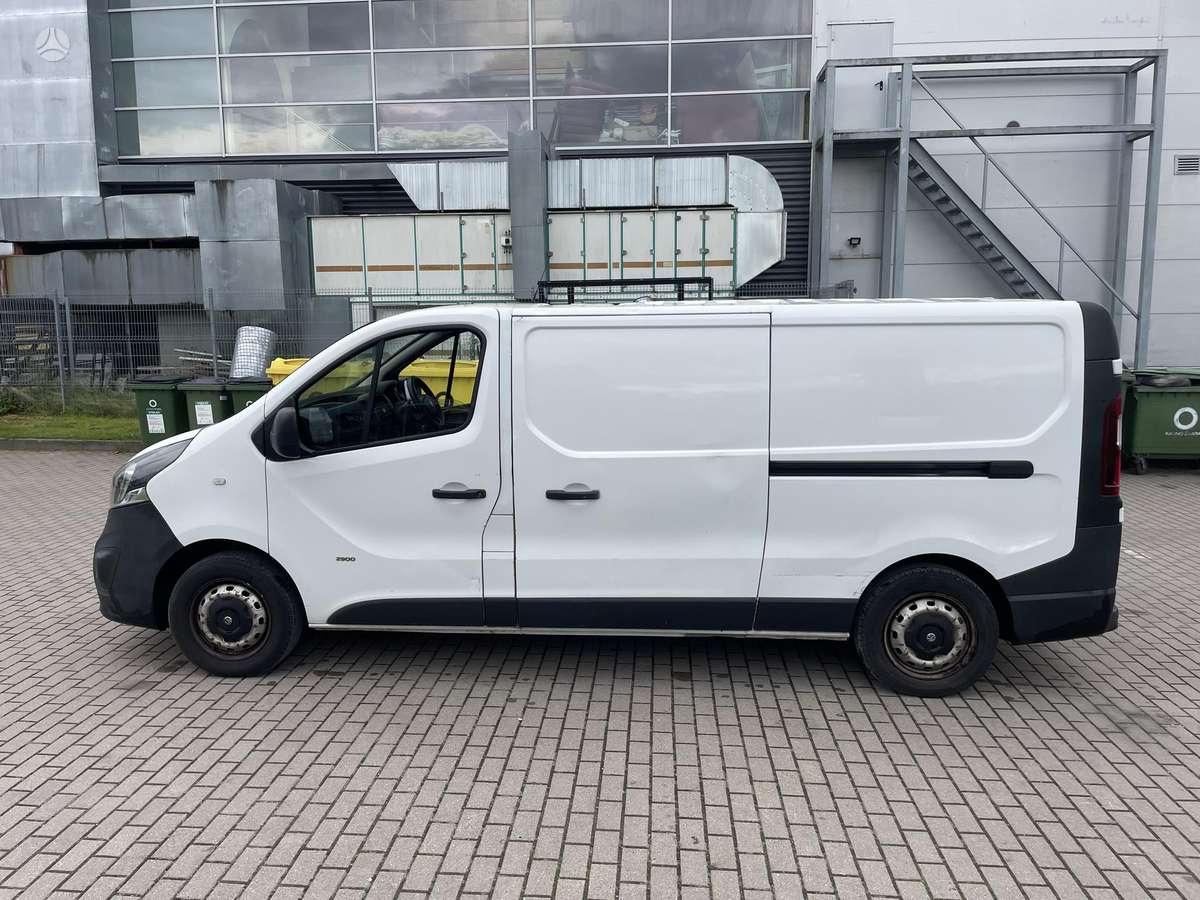 Opel Vivaro 2014 — photo 5