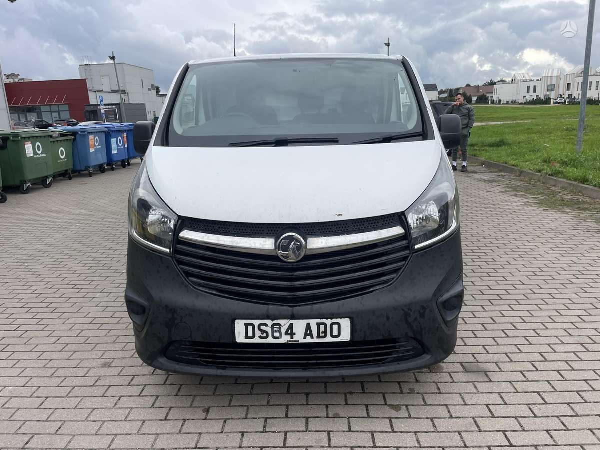 Opel Vivaro 2014 — photo 8