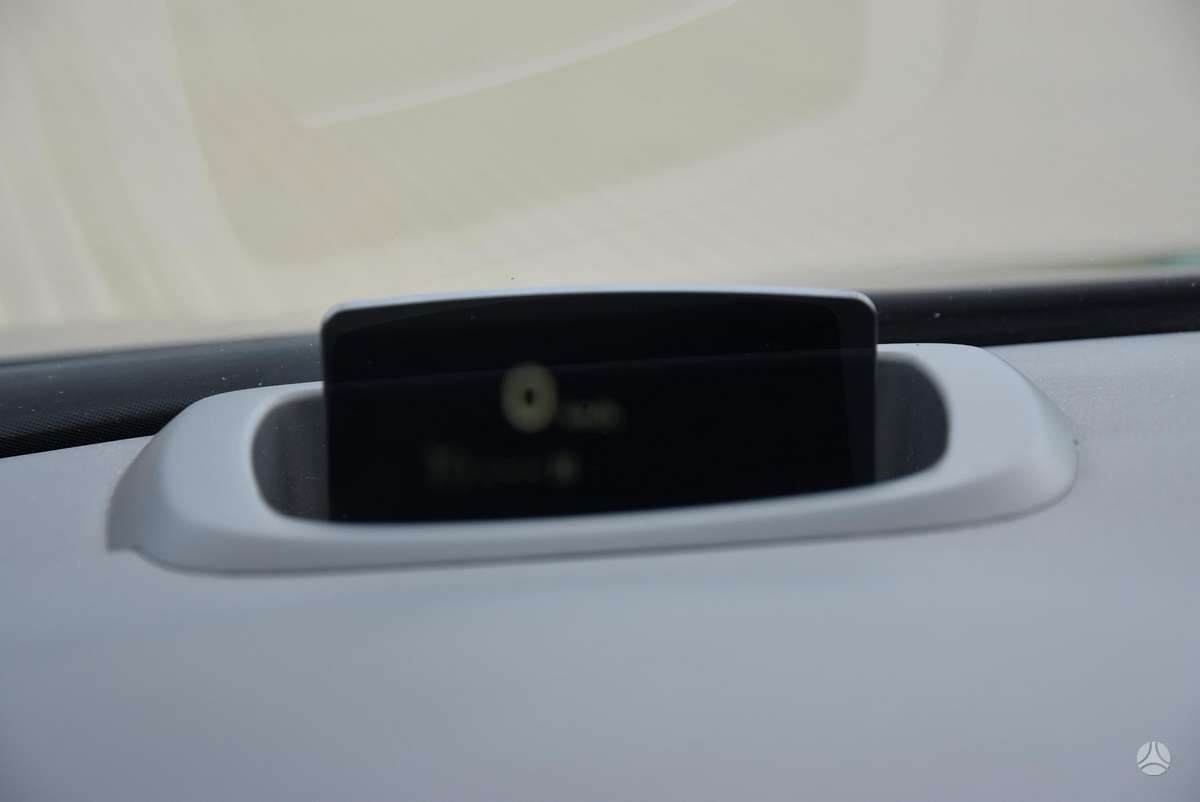 Peugeot 508 2011 — photo 18