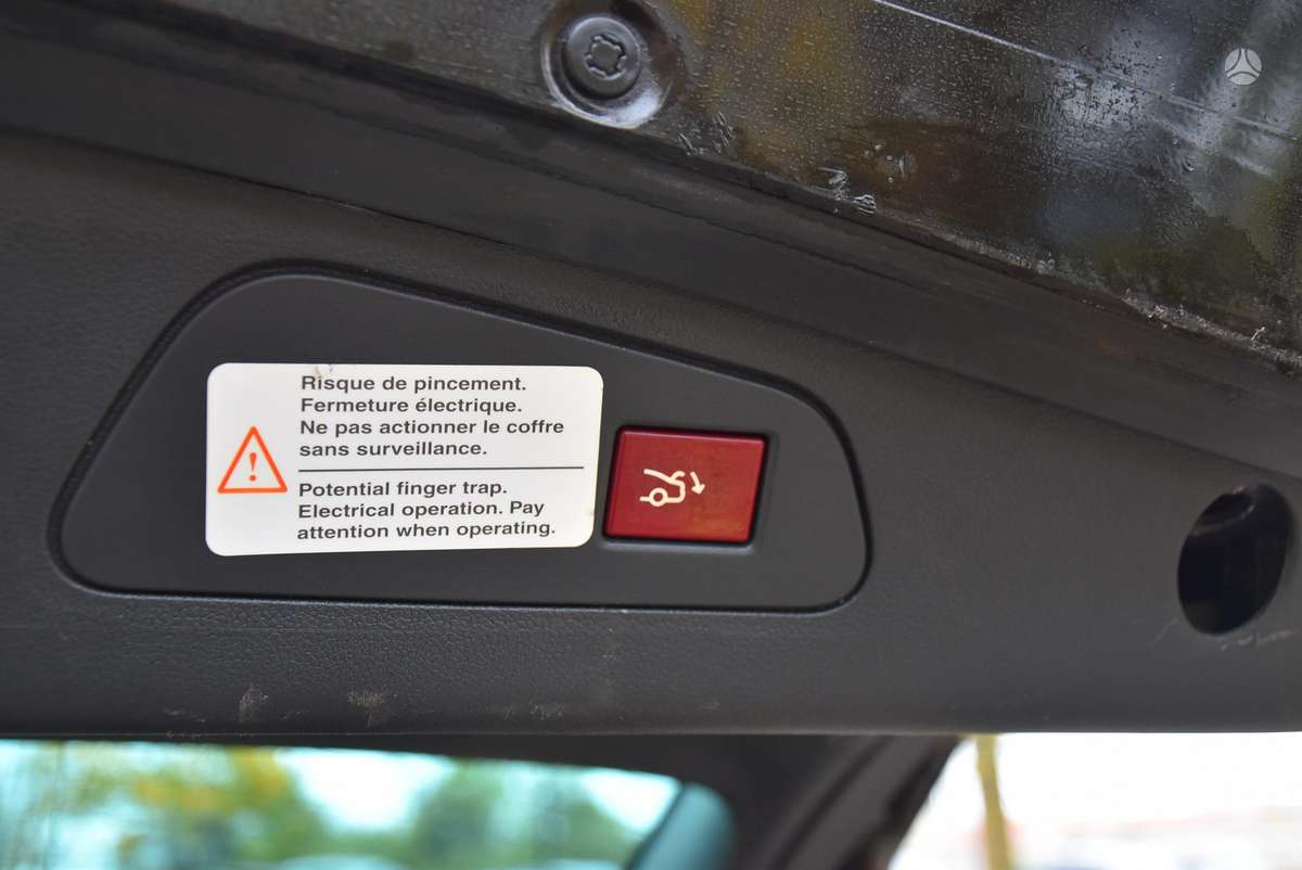 Peugeot 508 2011 — photo 21