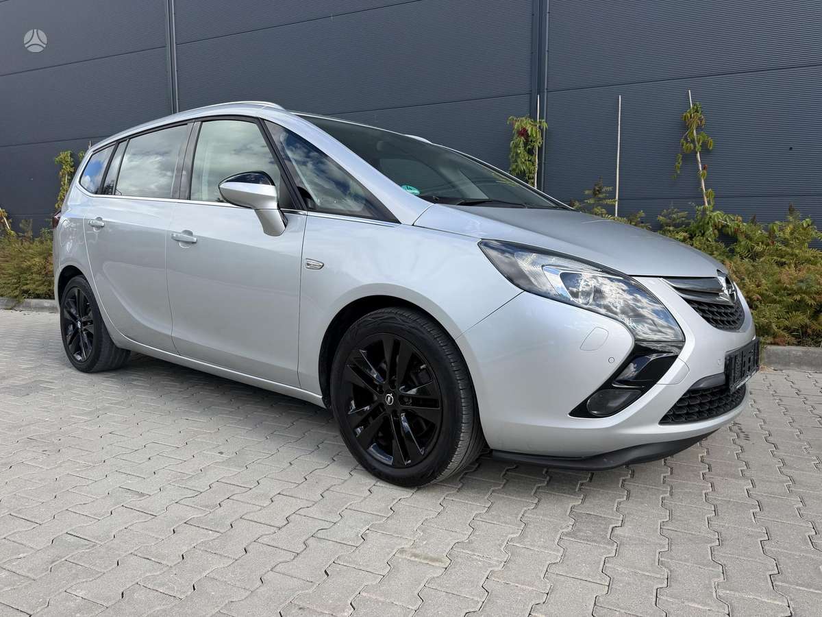 Opel Zafira 2015 — photo 6