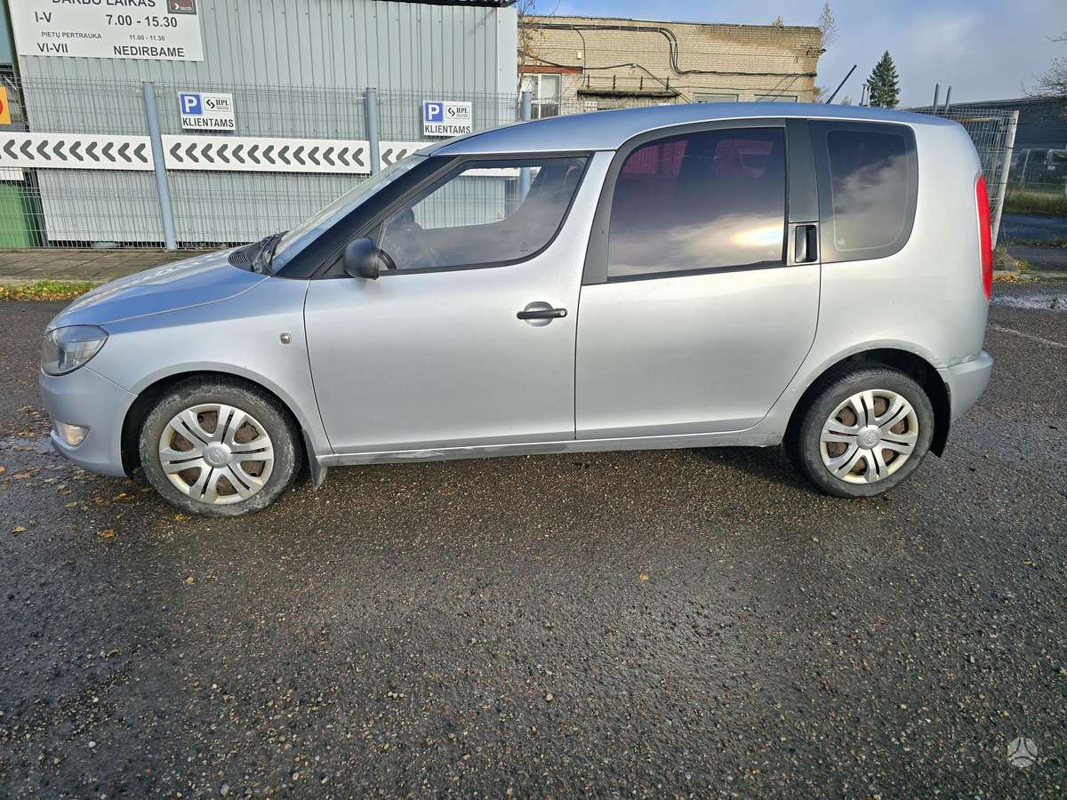 Skoda Roomster 2014 — photo 6