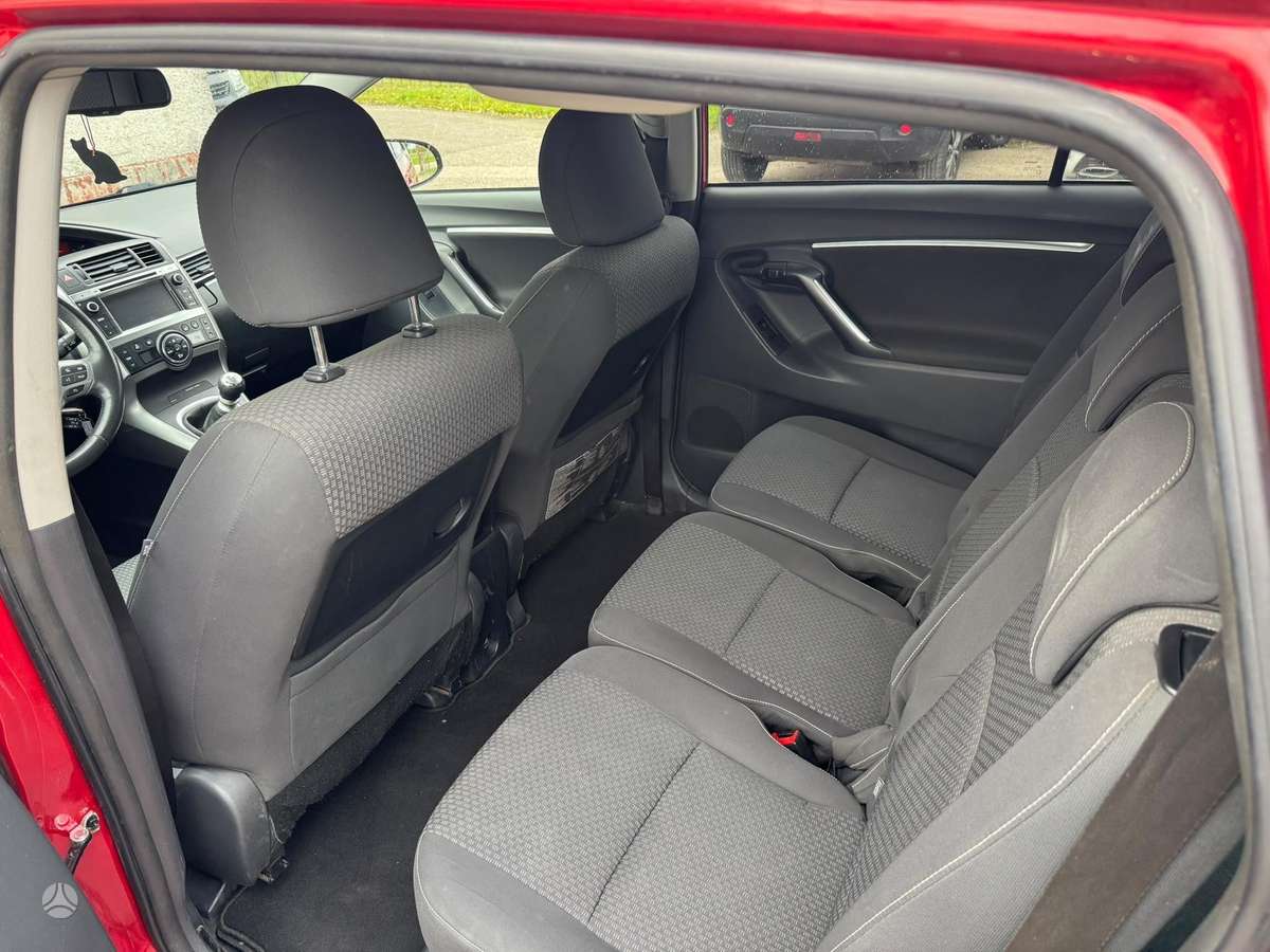 Toyota Verso 2013 — photo 6