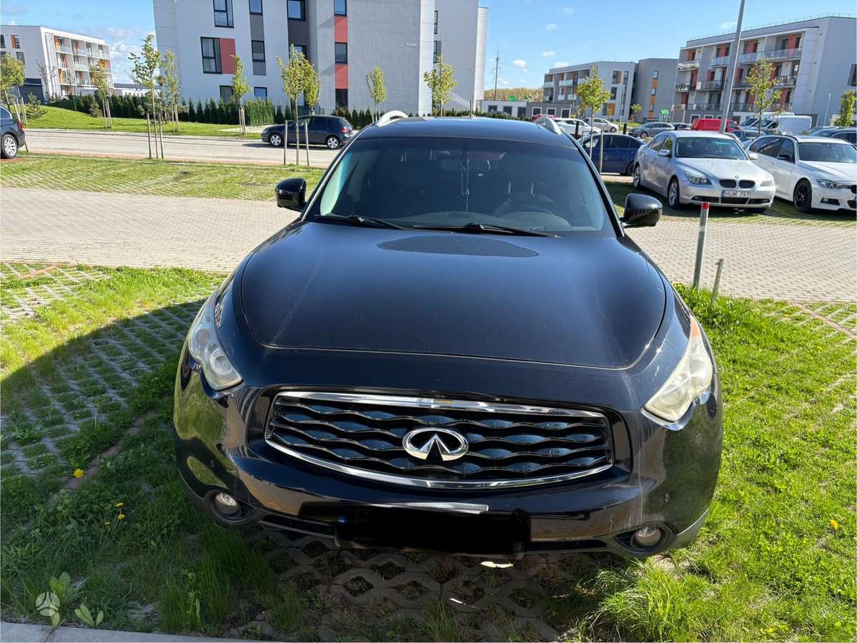 Infiniti FX35 2009 — вигляд ззаду