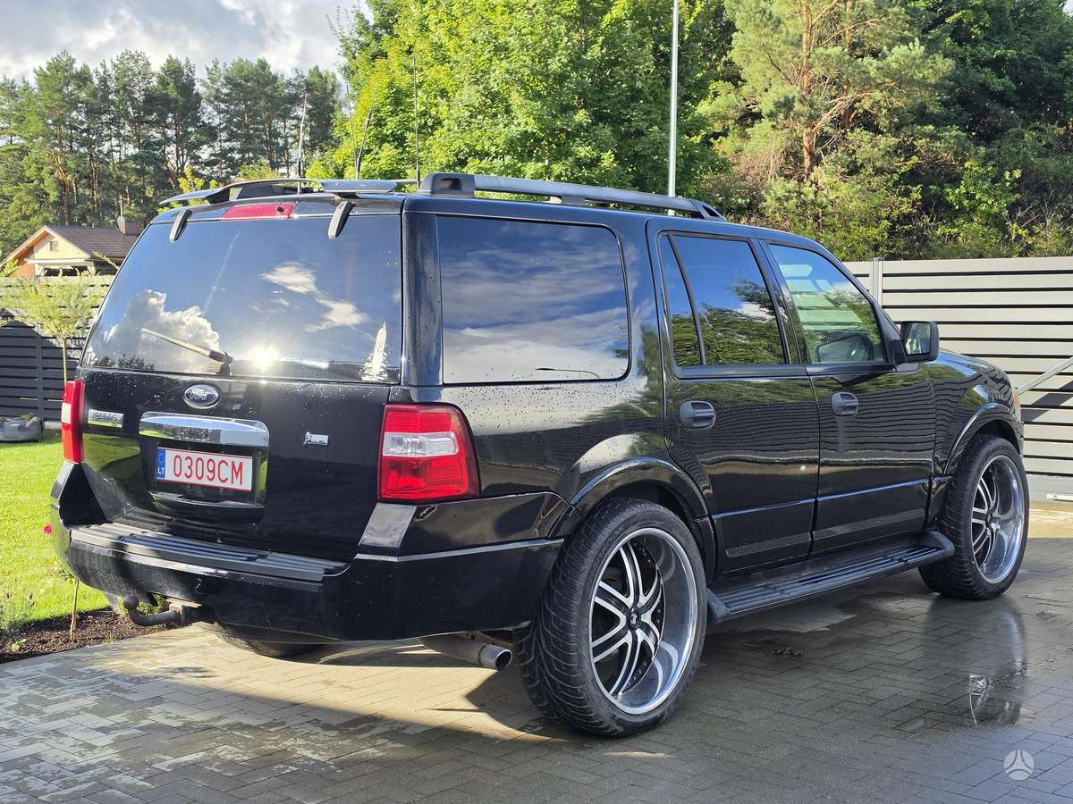 Ford Expedition 2009 — photo 8