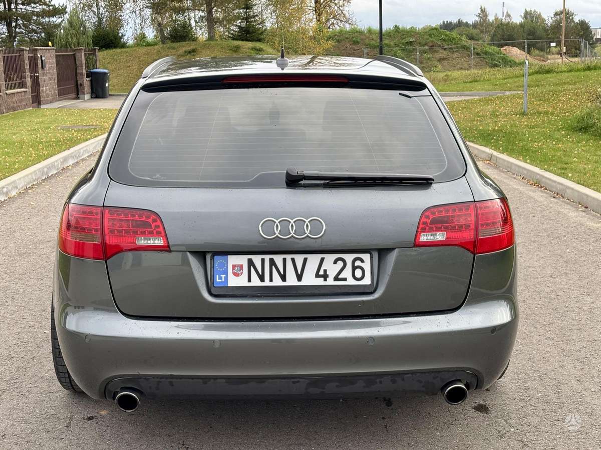 Audi A6 2005 — двигун 3123 cm³, 256 HP (188kW)