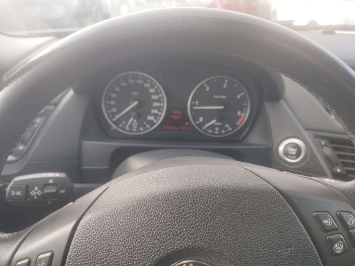 BMW X1 2013 — photo 11