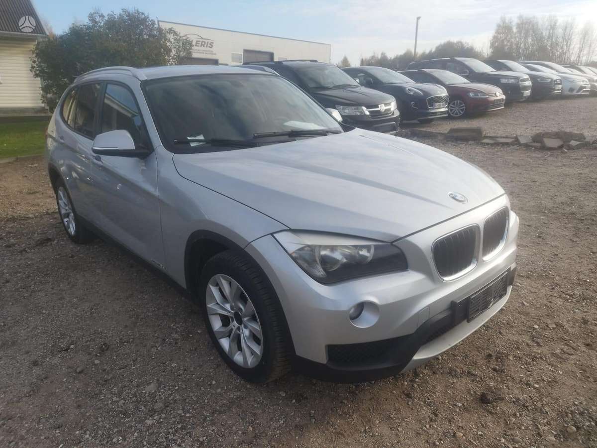 BMW X1 2013 — rear view