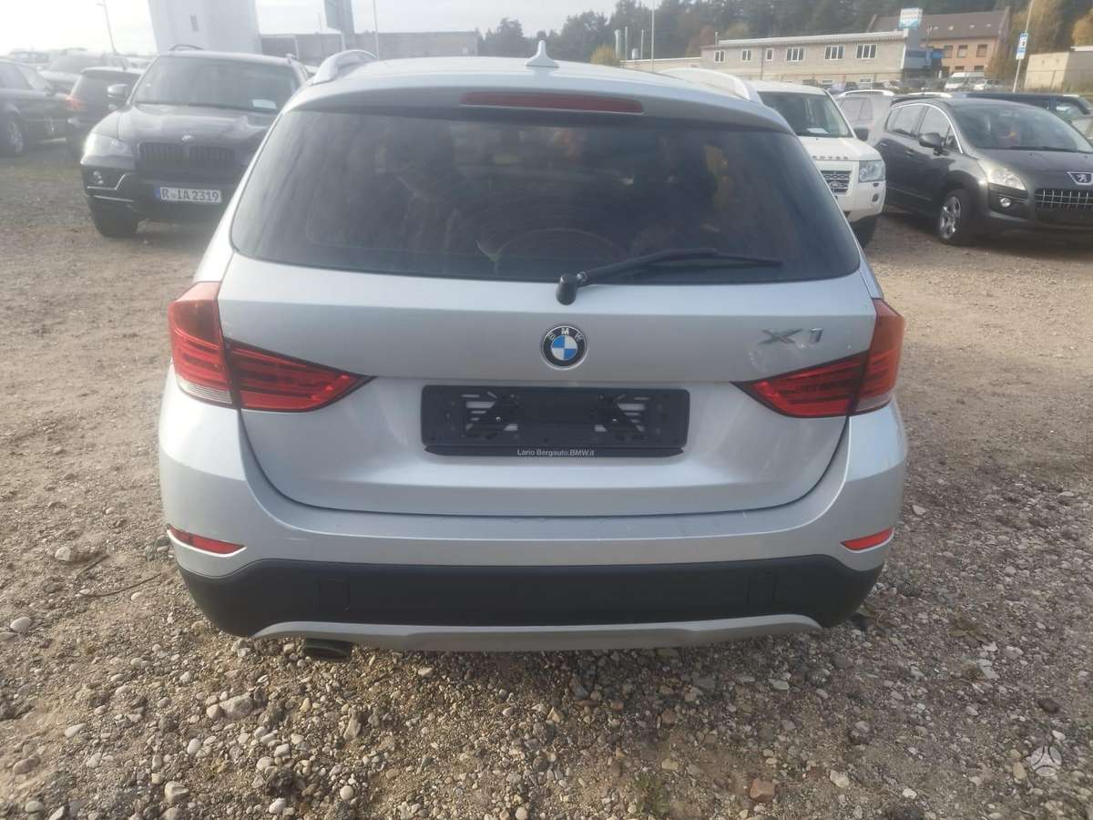 BMW X1 2013 — photo 8