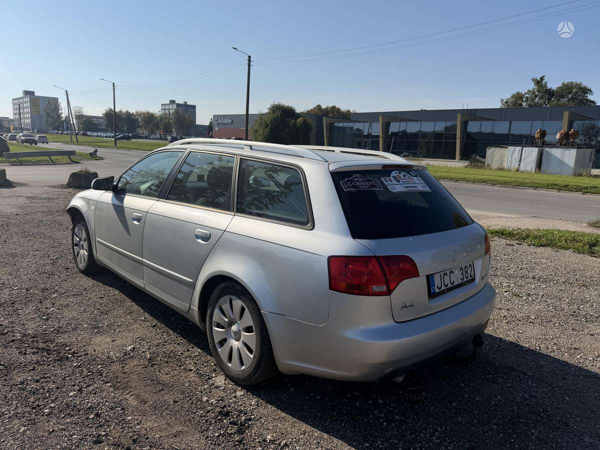 Audi A4 2005 — двигун 1984 cm³, 131 HP (96kW)