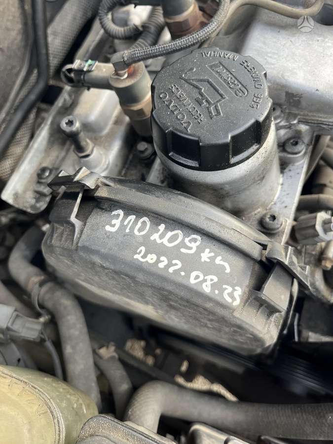 Volvo XC70 2005 — photo 21