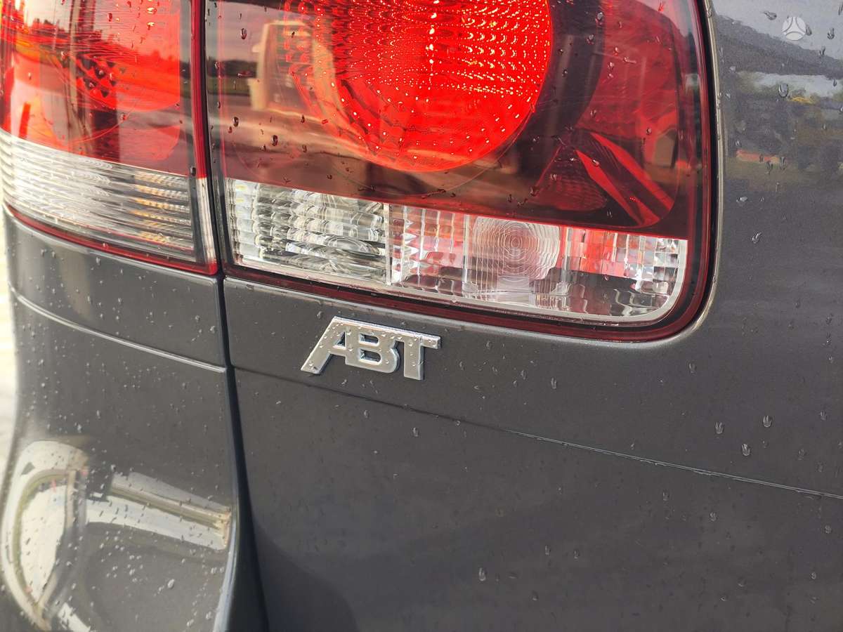 Volkswagen Touareg 2008 — photo 14