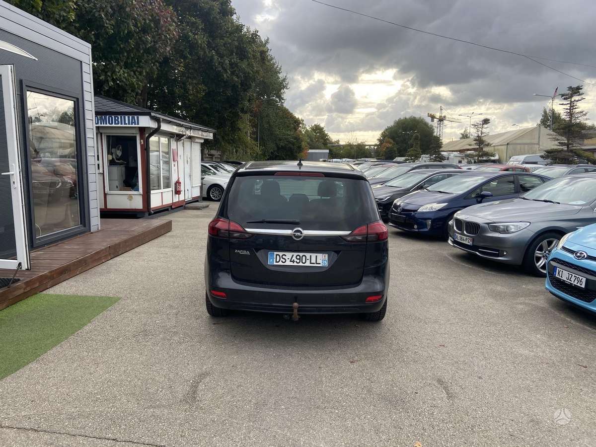 Opel Zafira 2015 — photo 5