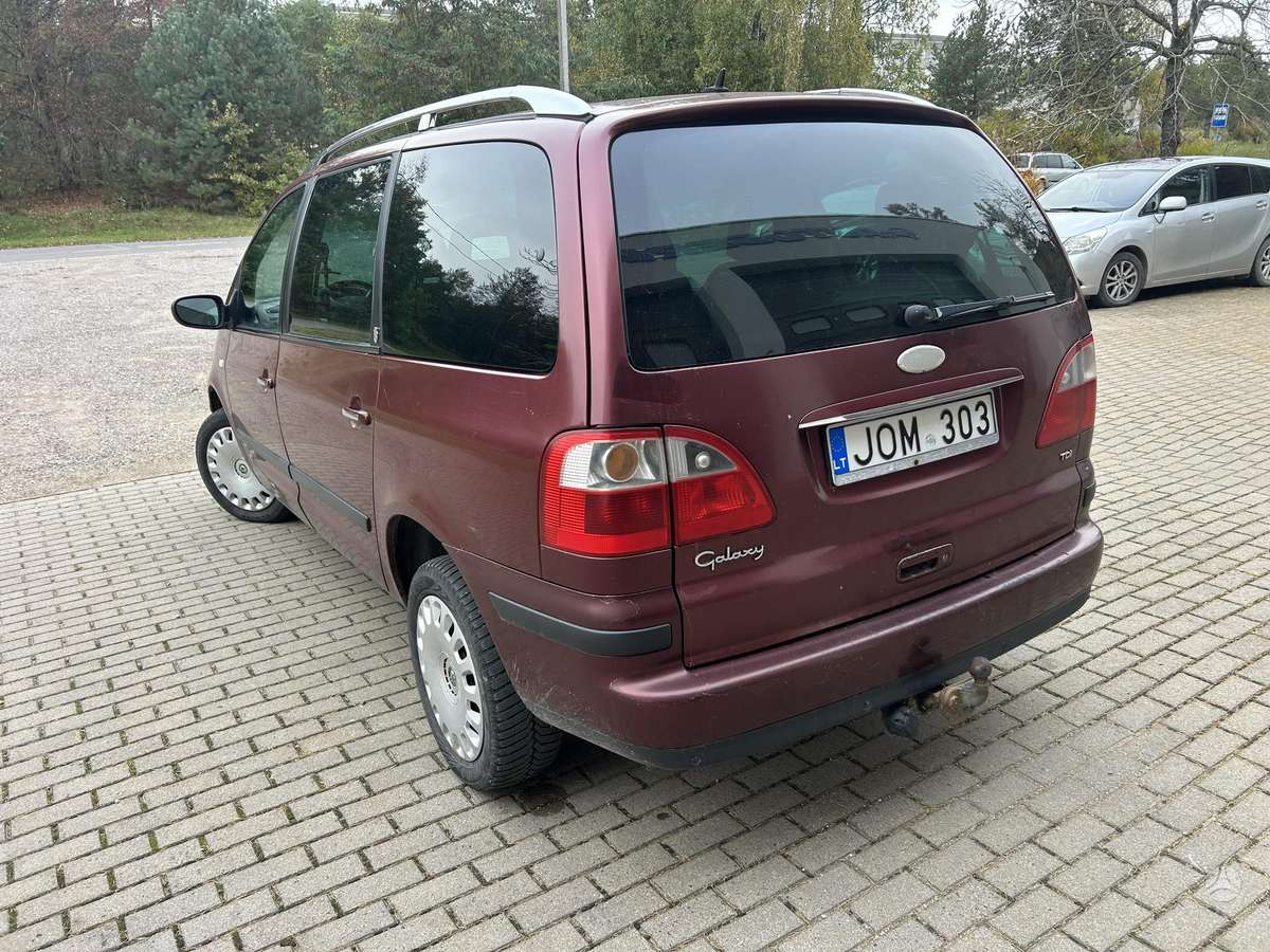 Ford Galaxy 2005 — engine 1896 cm³, 116 HP (85kW)