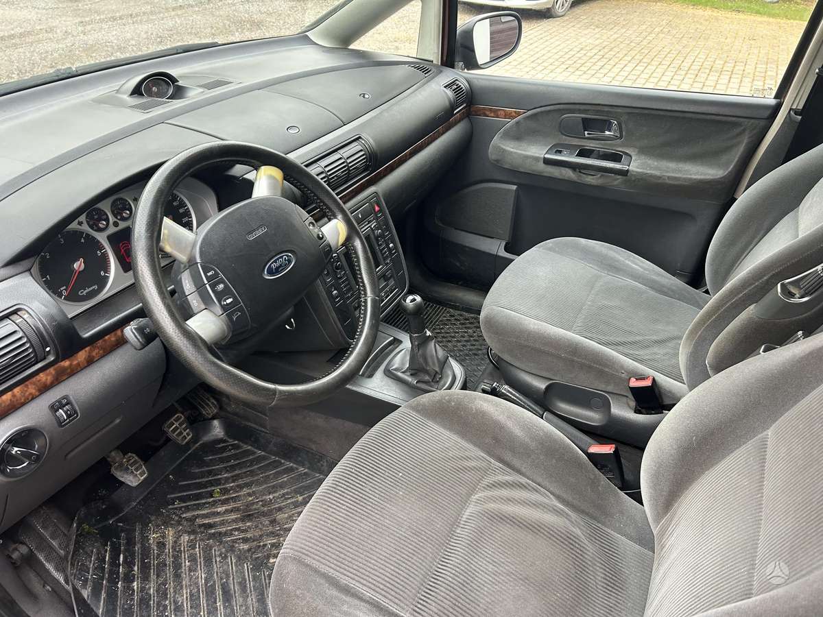 Ford Galaxy 2005 — photo 5