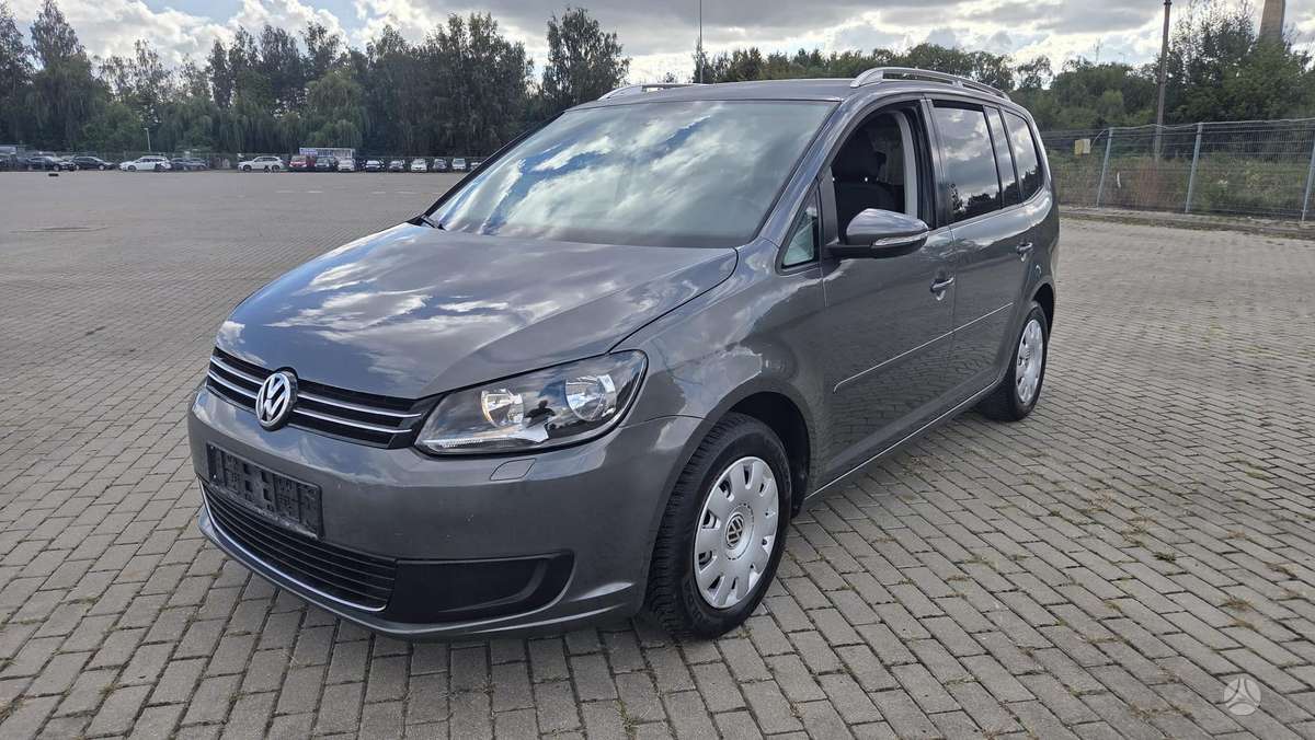 Volkswagen Touran 2010 — авто для ЗСУ з Європи
