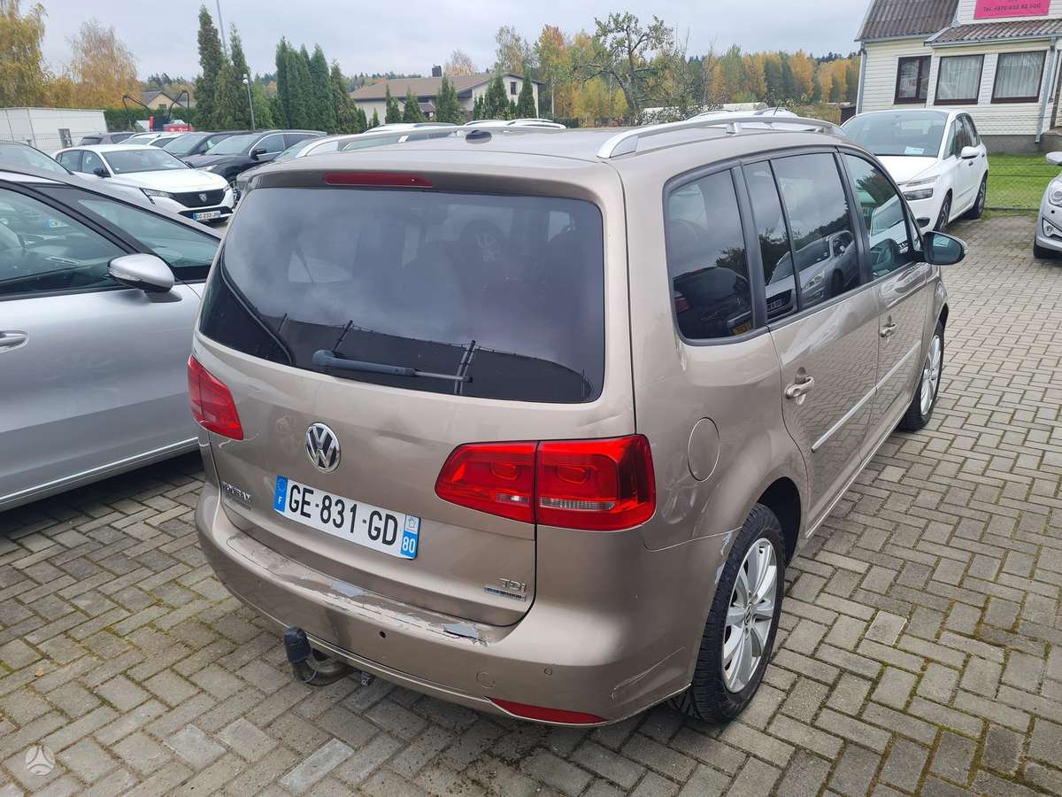 Volkswagen Touran 2013 — photo 5