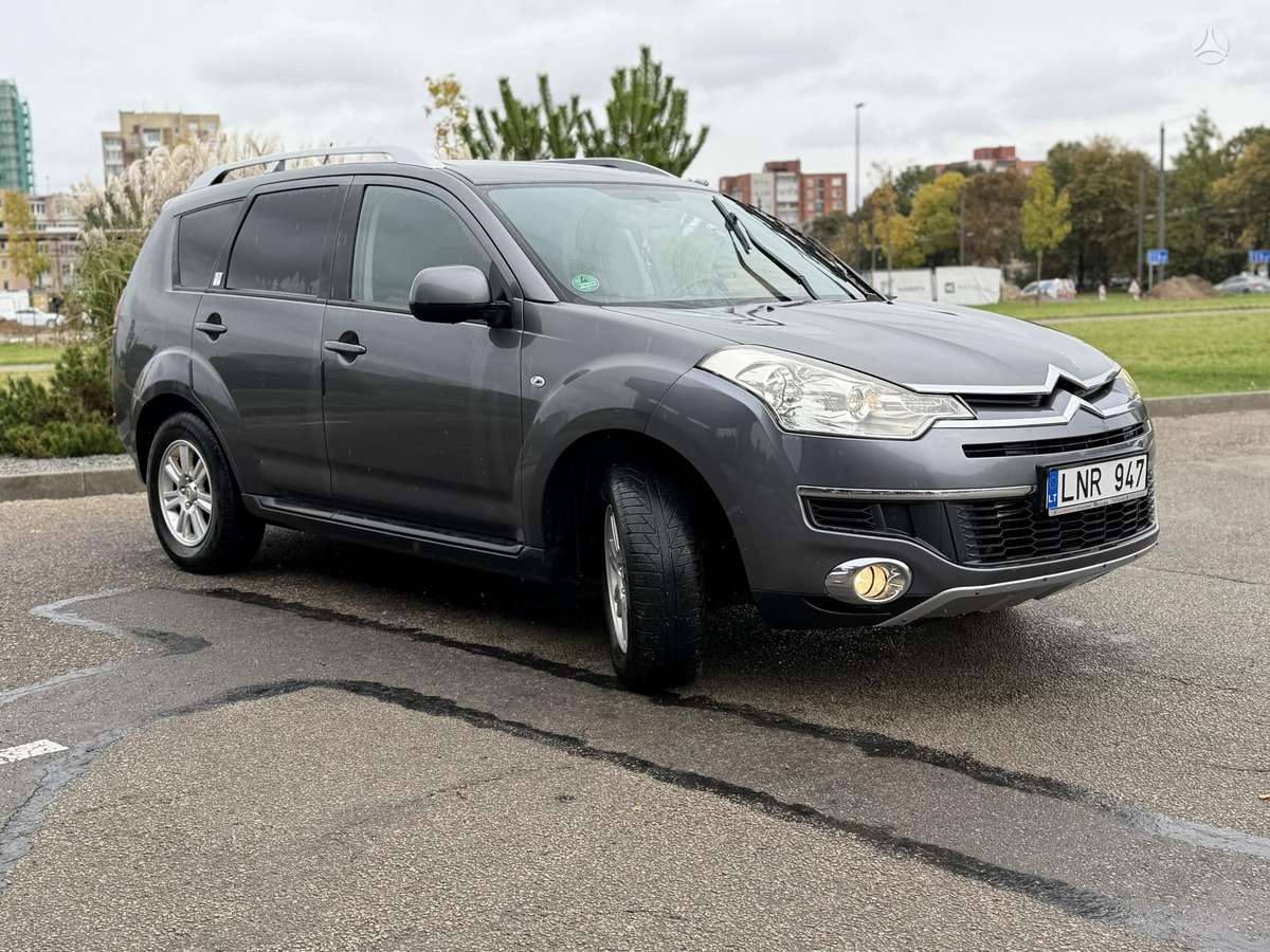Citroen C-Crosser 2008 — двигун 2179 cm³, 156 HP (115kW)