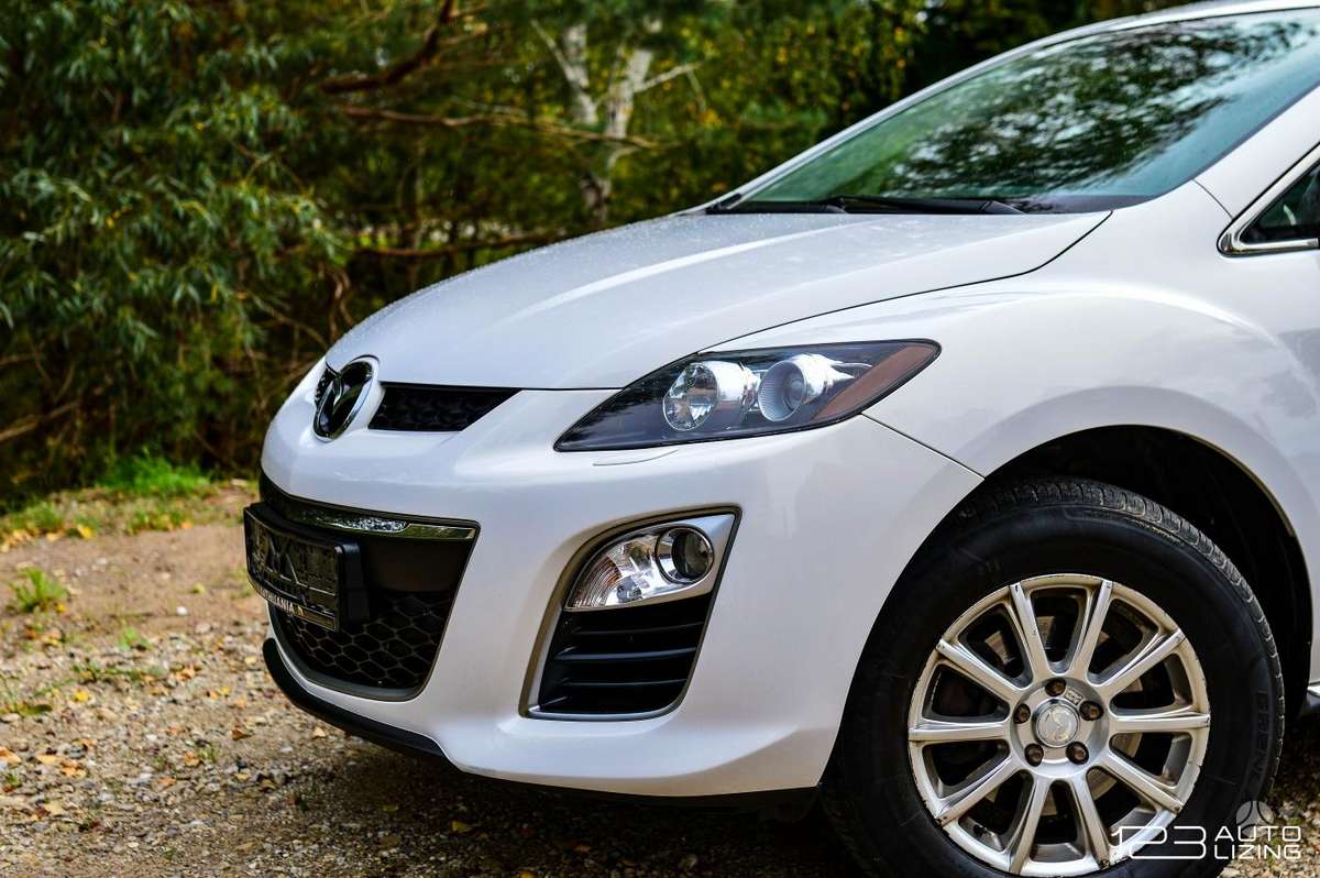 Mazda CX-7 2011 — вигляд ззаду