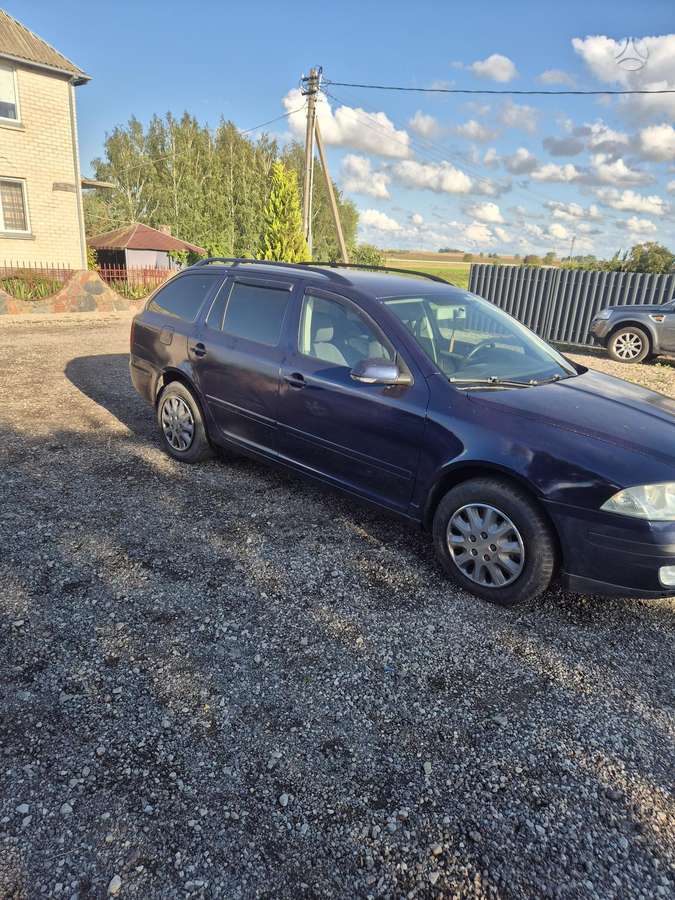 Skoda Octavia 2006 — engine 1896 cm³, 105 HP (77kW)