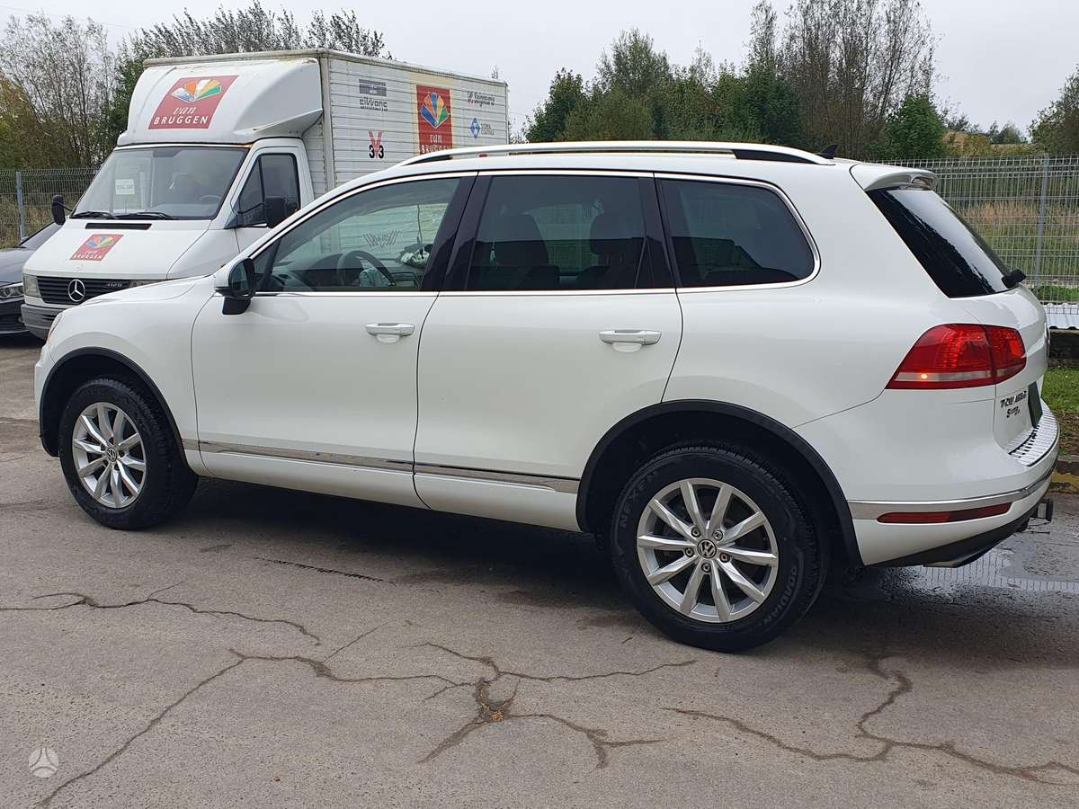Volkswagen Touareg, 2015