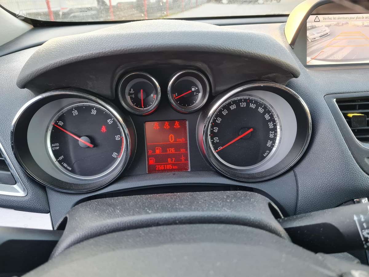 Opel Mokka 2013 — photo 13