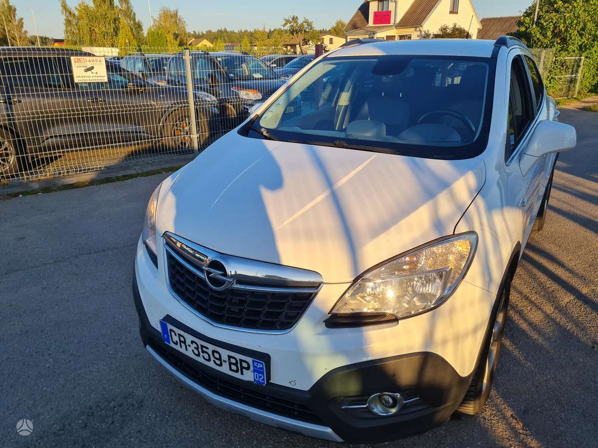 Opel Mokka 2013 — interior