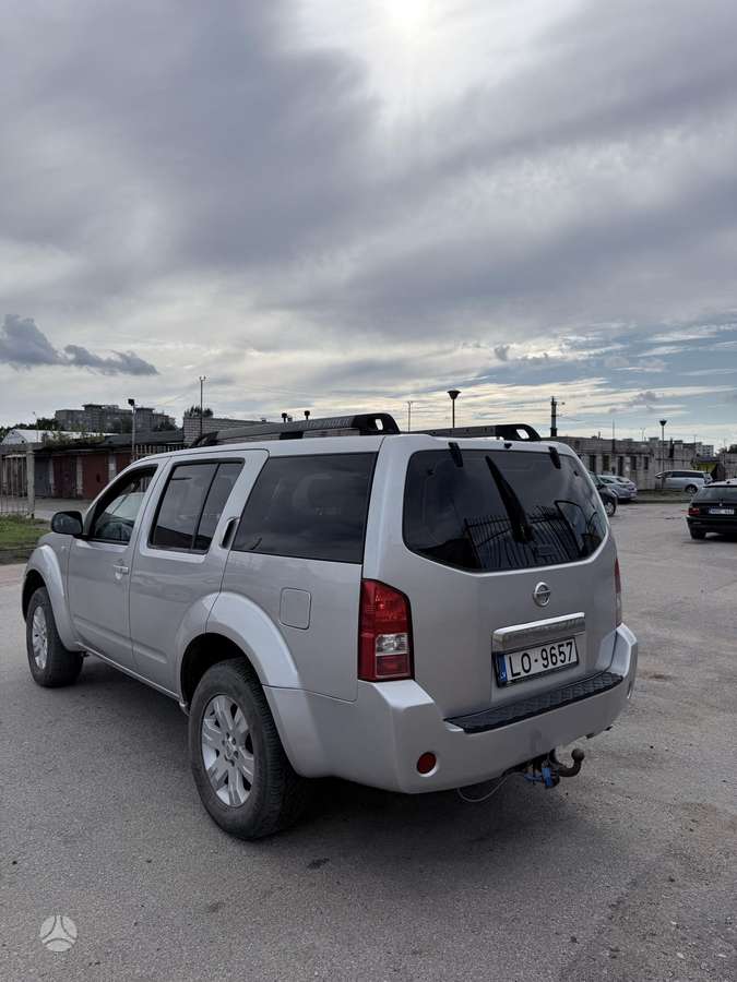 Nissan Pathfinder 2007 — photo 10