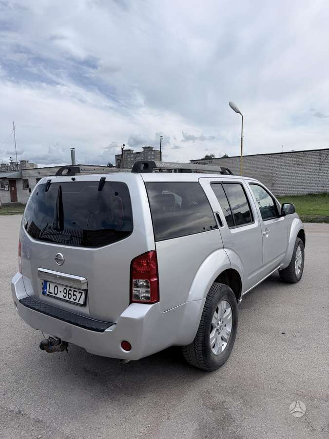 Nissan Pathfinder 2007 — photo 11