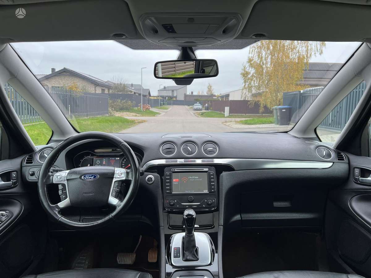 Ford S-MAX 2014 — photo 16