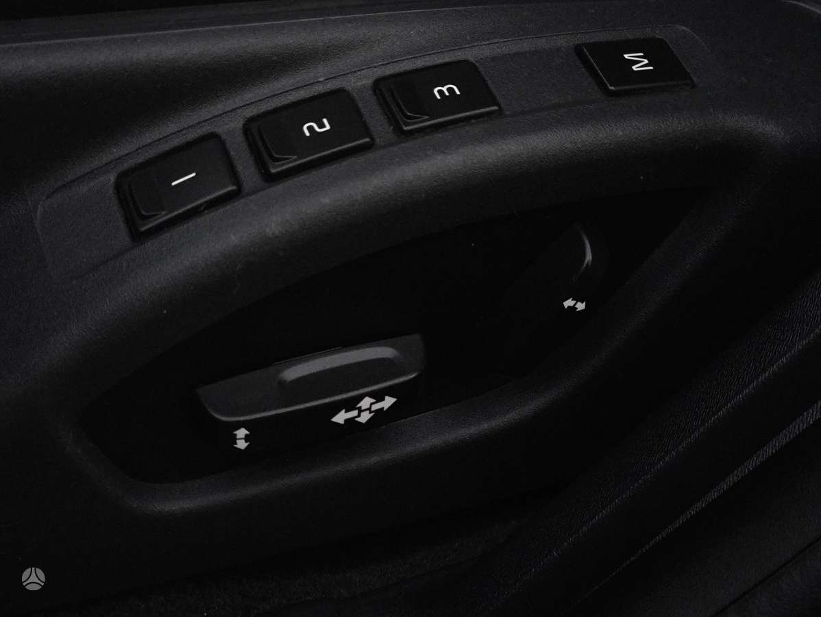 Volvo V60 2014 — photo 11