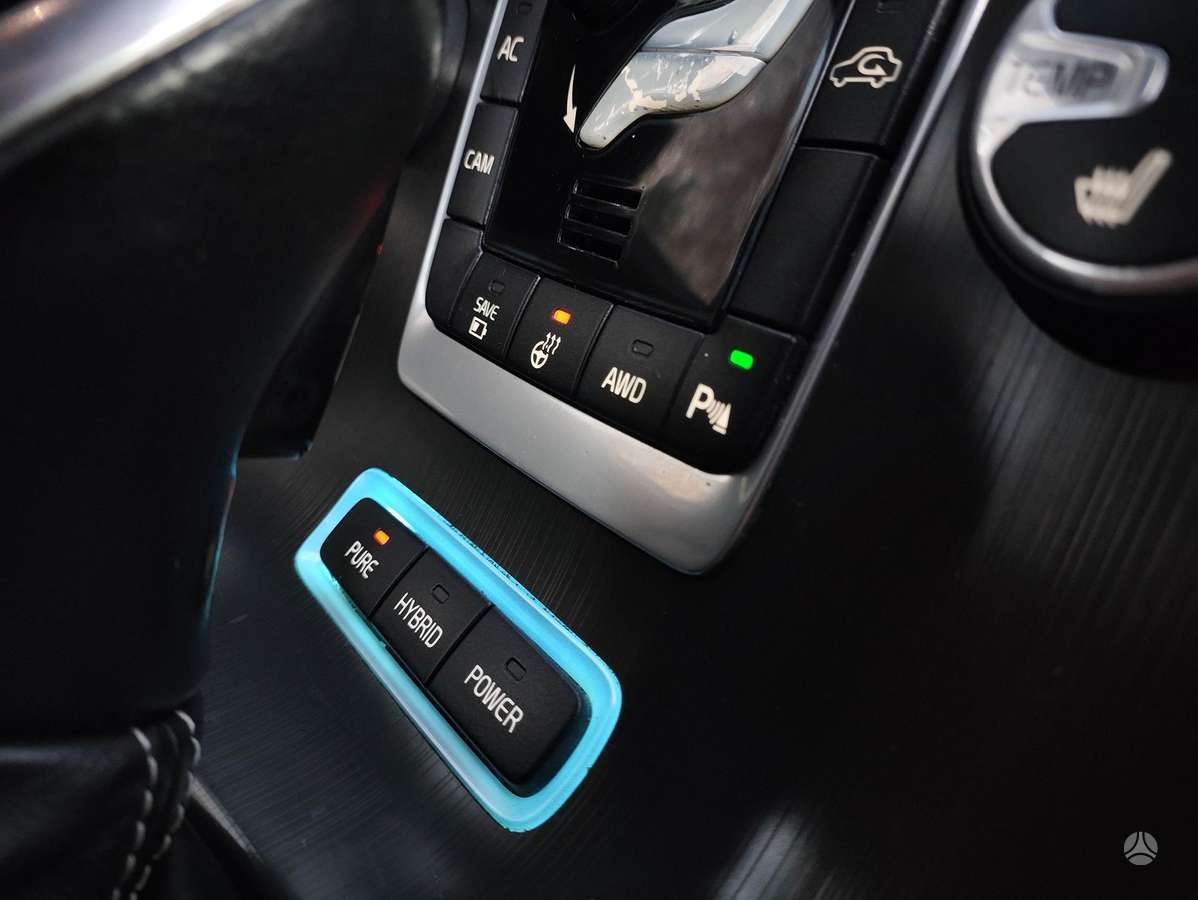 Volvo V60 2014 — photo 18