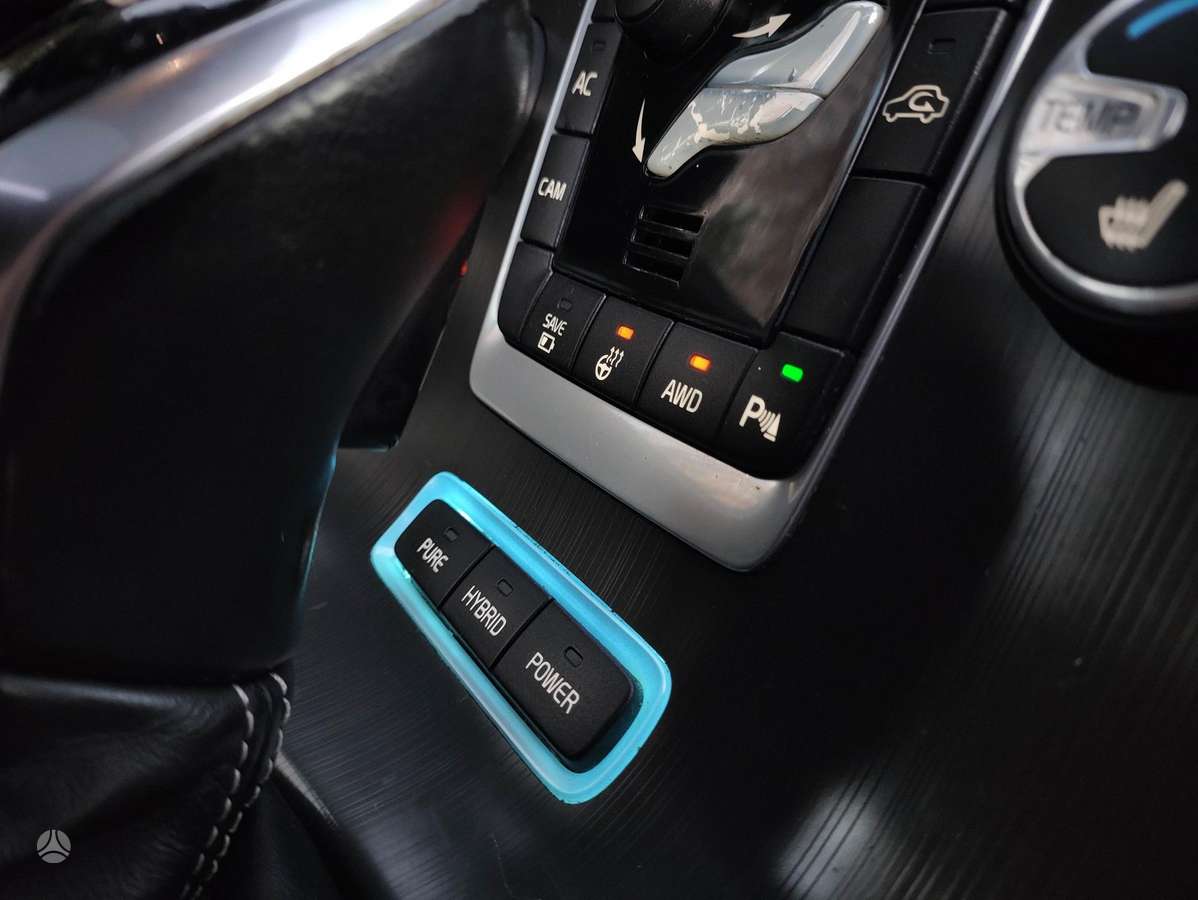 Volvo V60 2014 — photo 19