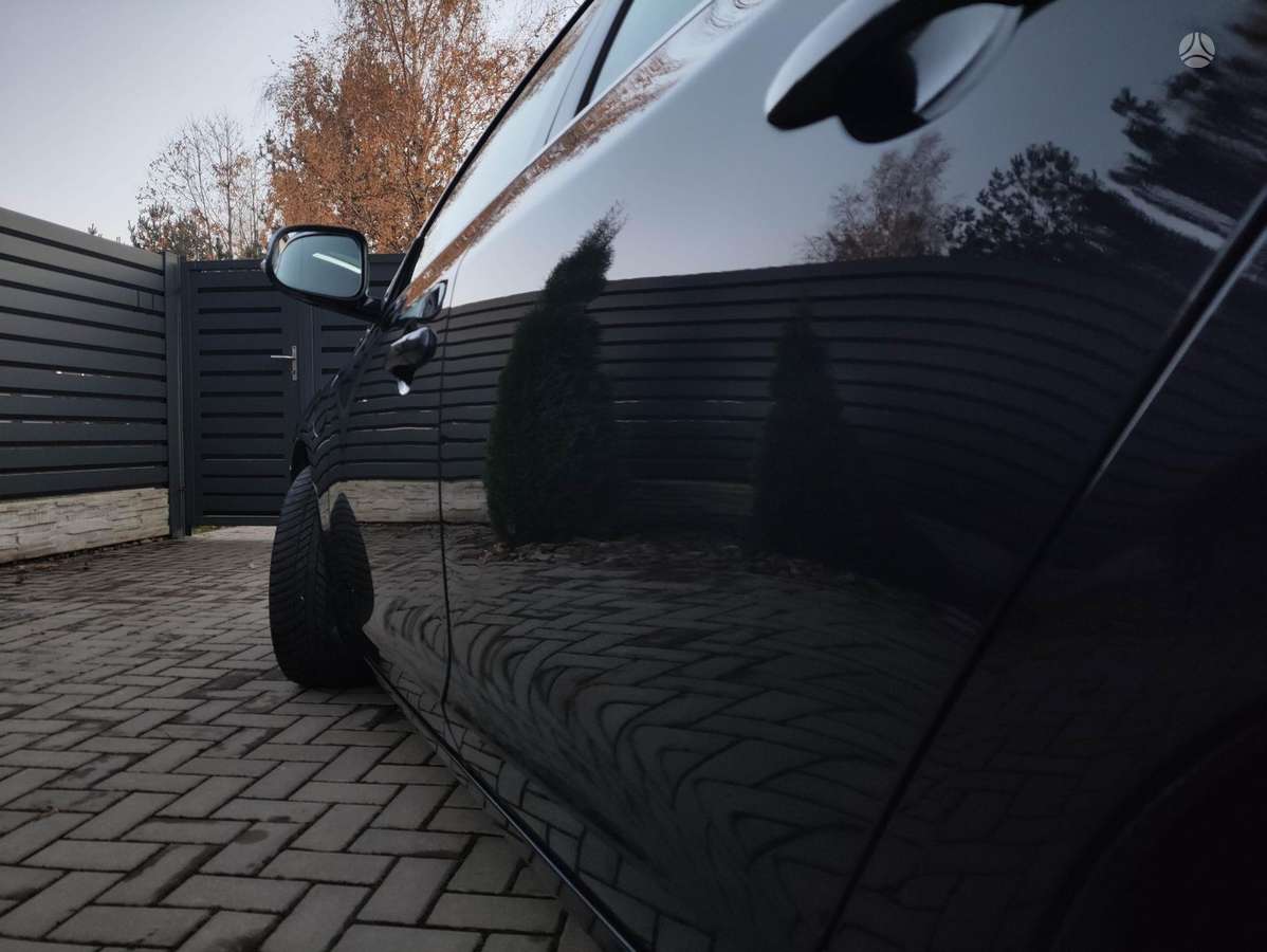 Volvo V60 2014 — photo 36