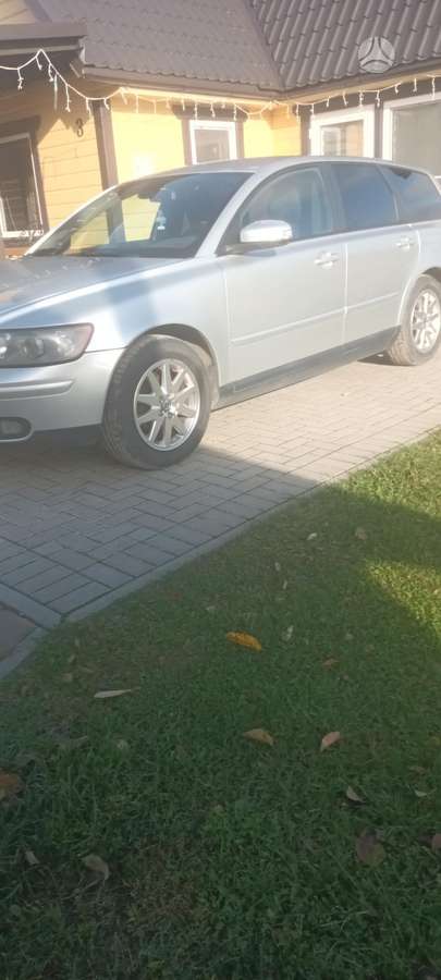 Volvo V50 2007 — вигляд ззаду