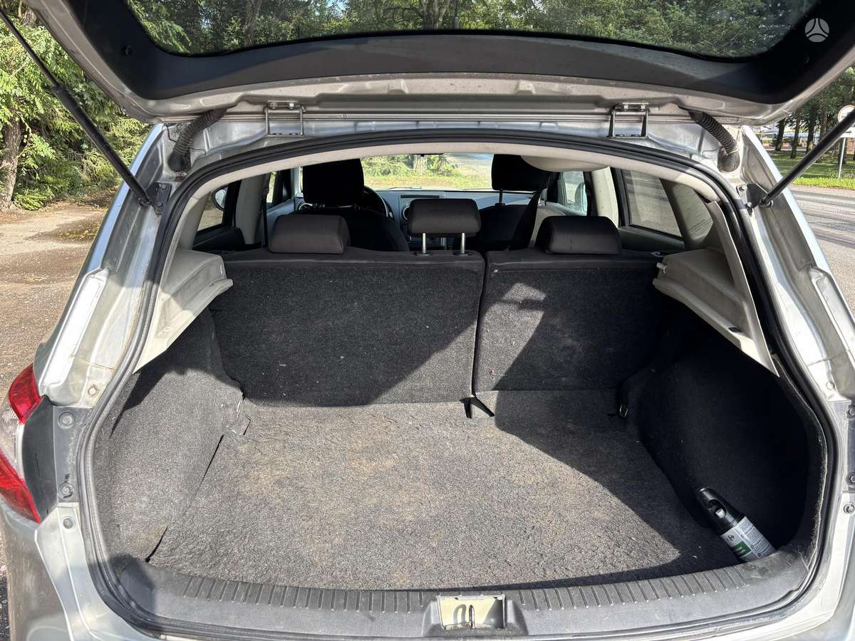 Nissan Qashqai 2011 — photo 12