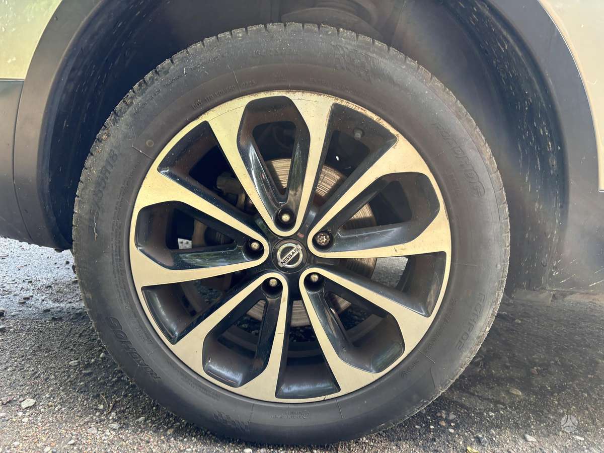 Nissan Qashqai 2011 — photo 14