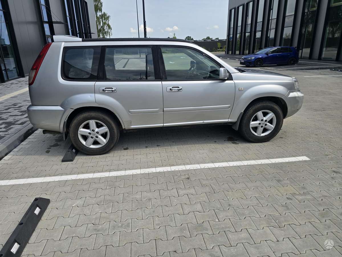 Nissan X-Trail, 2005 — vehicle for AFU from Europe